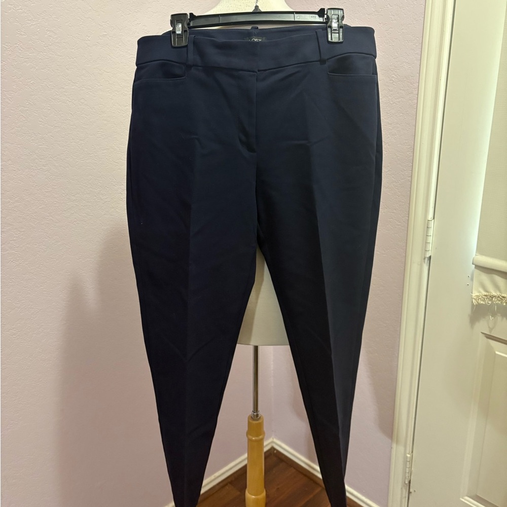 LOFT Navy Women's Pants Curvy Skinny Size 12